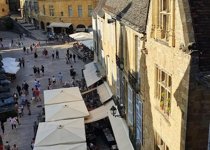 Noem * Sarlat